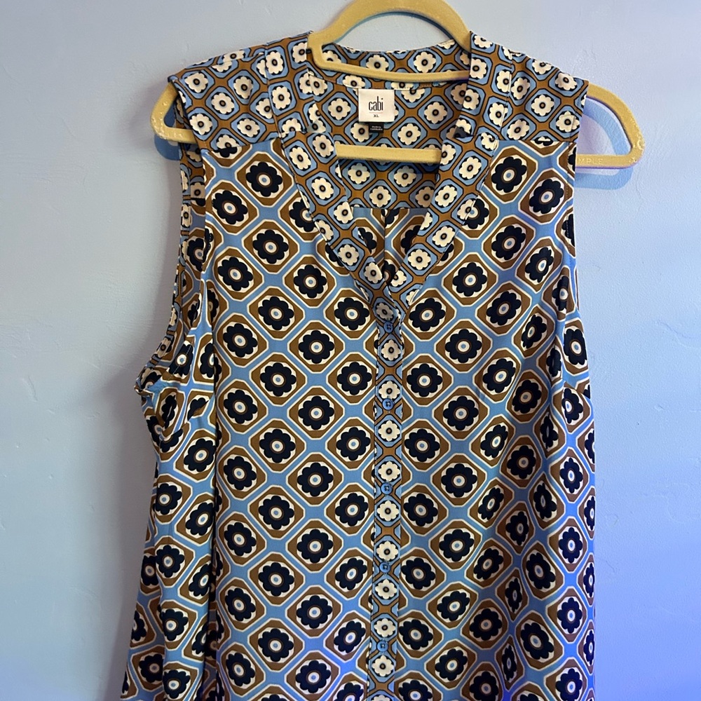 CAbi Sleeveless Blouse with Navy and light blue Pattern